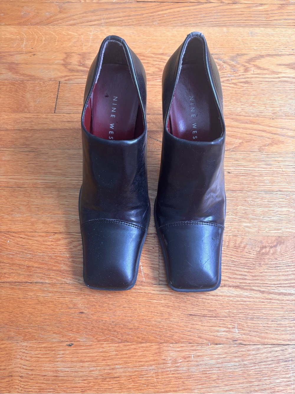 Vintage Nine West Black Leather Square-Toe Ankle Boots